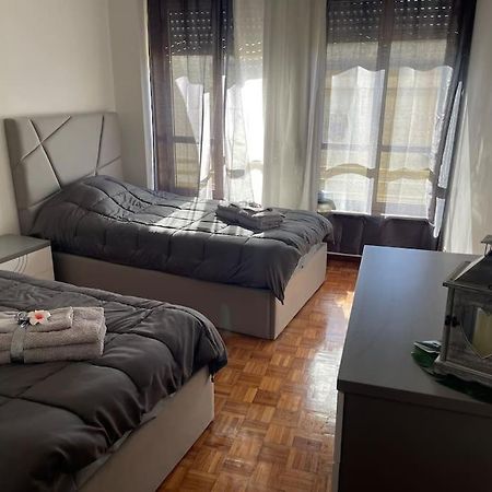 Proche De La Plage Et Du Metro, 1 Place De Garage Póvoa de Varzim Dış mekan fotoğraf