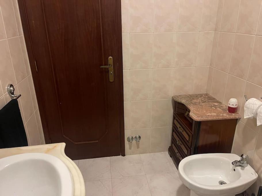 Proche De La Plage Et Du Metro, 1 Place De Garage Póvoa de Varzim Dış mekan fotoğraf