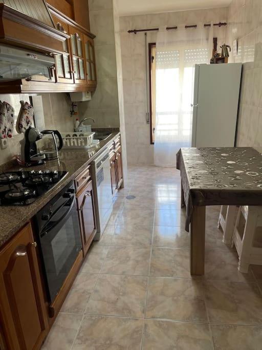 Proche De La Plage Et Du Metro, 1 Place De Garage Póvoa de Varzim Dış mekan fotoğraf